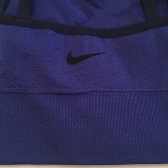 Nike Zoned Sculpt Strappy Training Bralette Bra - Picture 6 of 8